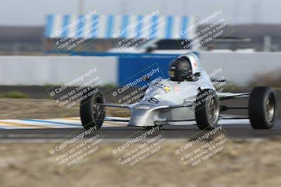 media/Mar-16-2025-CalClub SCCA (Sun) [[e72803ec8c]]/Group 3/Qualifying (Turn 1)/